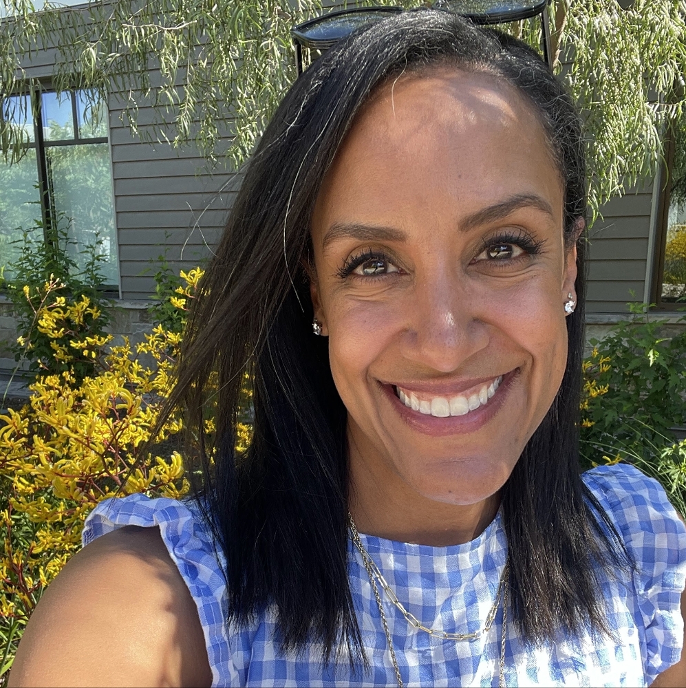 Meet your Posher, Venessa